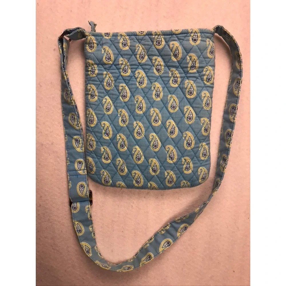 Vera Bradley Crossbody Bag Women Small Blue Quilted Paisley Hipster‎ Spring